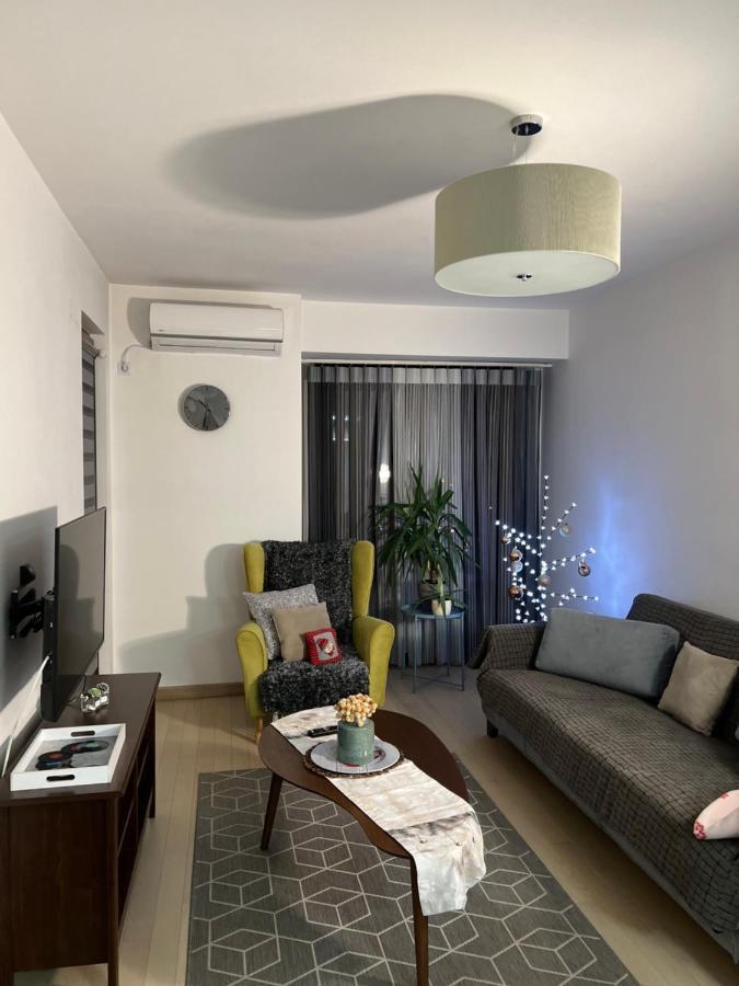Modern Flatiron Apartment, Skopje Center Eksteriør billede